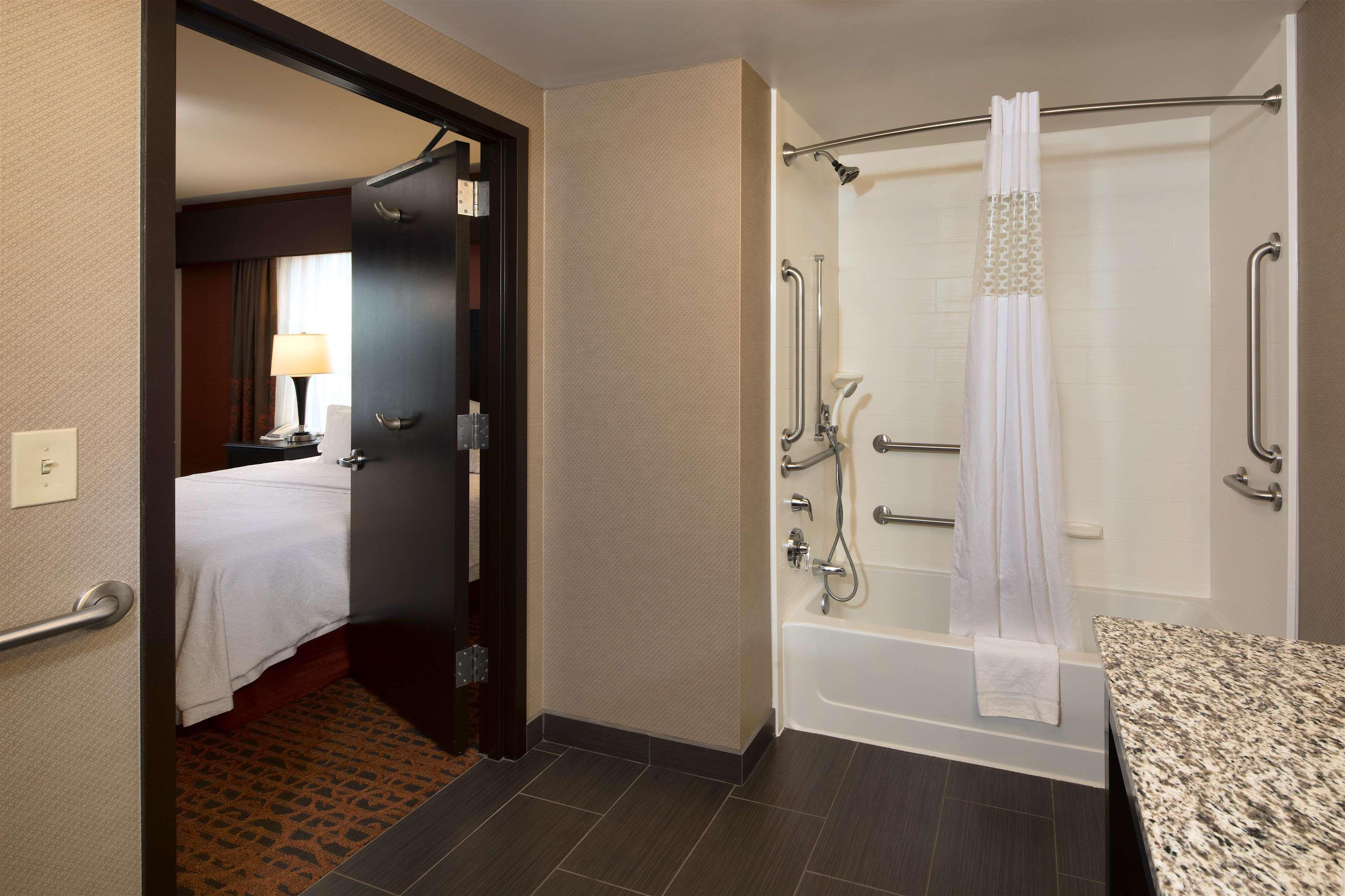 Hampton Inn Lewiston-Auburn Ngoại thất bức ảnh